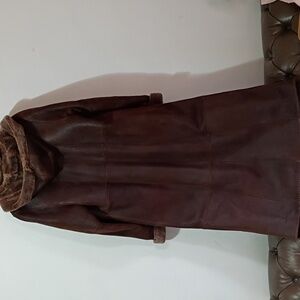 TOTO GROUP 100% LEATHER Brown Fur Lined  Trench Coat Size 46 Offers Accepted